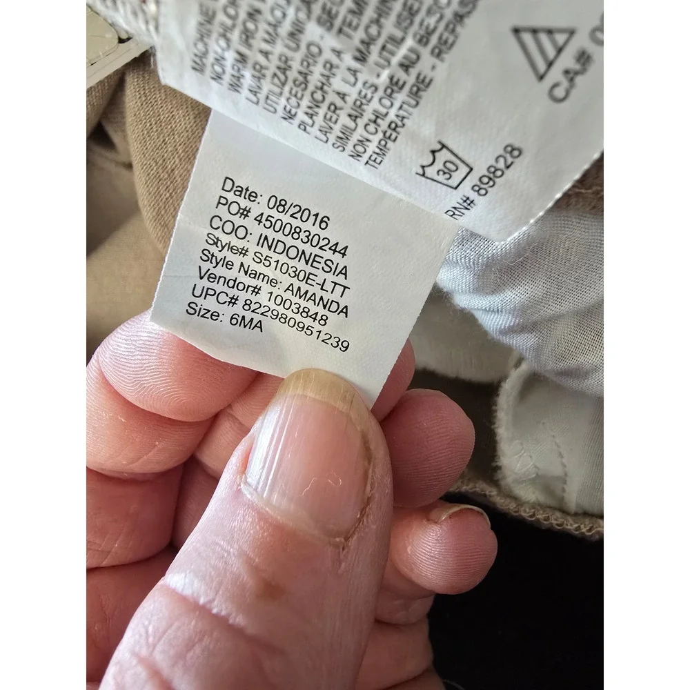 Gloria Vanderbilt Amanda Slimming Tapered Leg Jeans Latte‎ Tan Womens Size 6 Avg
